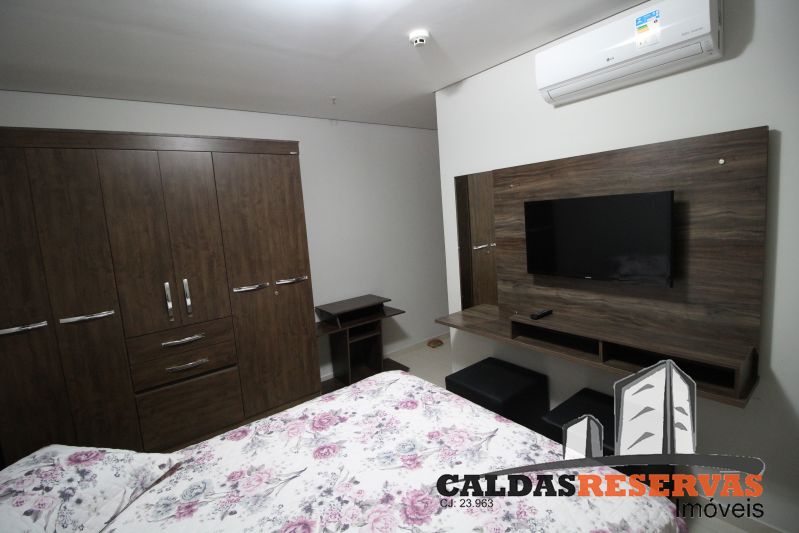 Foto /fotos/cr/imoveis/017-C0401/fotos/CASA DA MADEIRA - C0401 (3).JPG